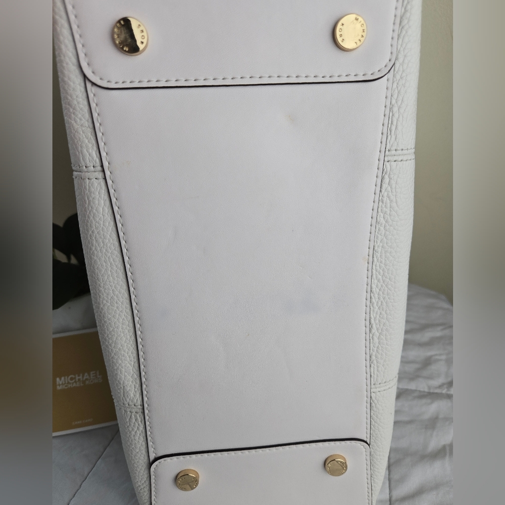 Michael Kors Gramercy Large Pebble Leather White Satchel - Picture 12 of 12